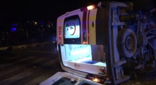 İçinde Hasta Olan Ambulans Kaza Yaptı!