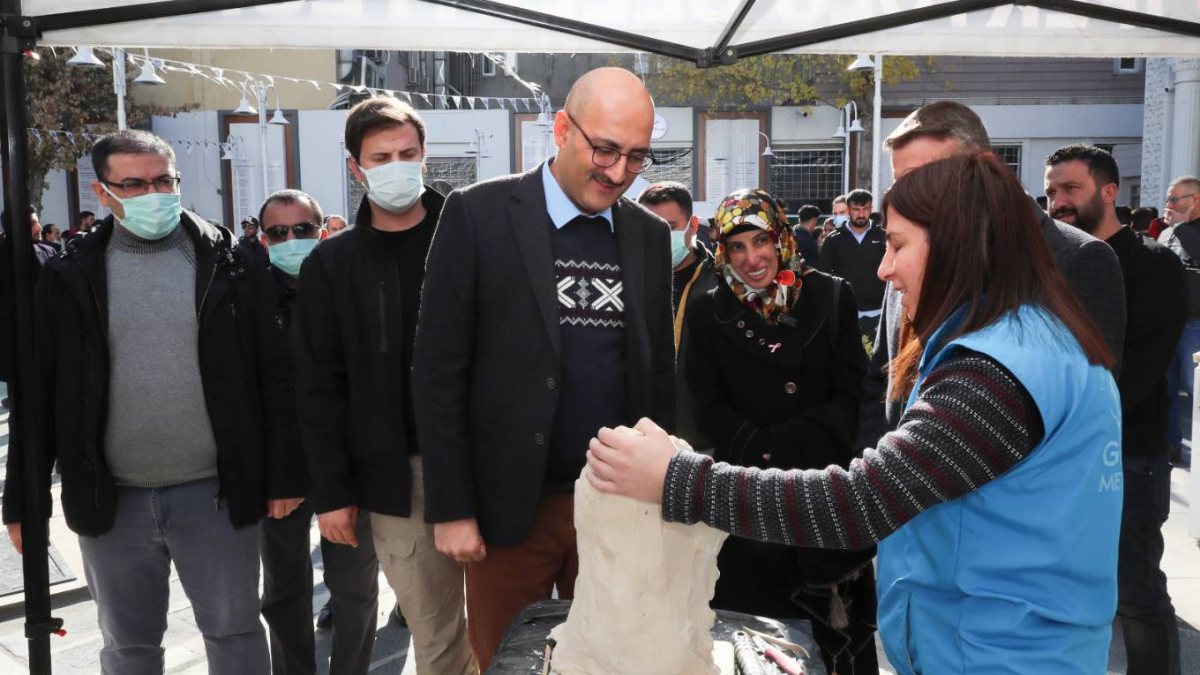 İpekyolu Belediye'sinin heykel yapım sanatı etkinliği