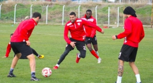 İstanbul'da Futbolcuları Dolandıran Sahte Menajer Hakim Karşısına Çıktı!