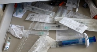 İstanbul Ümraniye ve Ataşehir'de Sahte İlaç Operasyonu! 2 Kişi Gözaltına Alındı