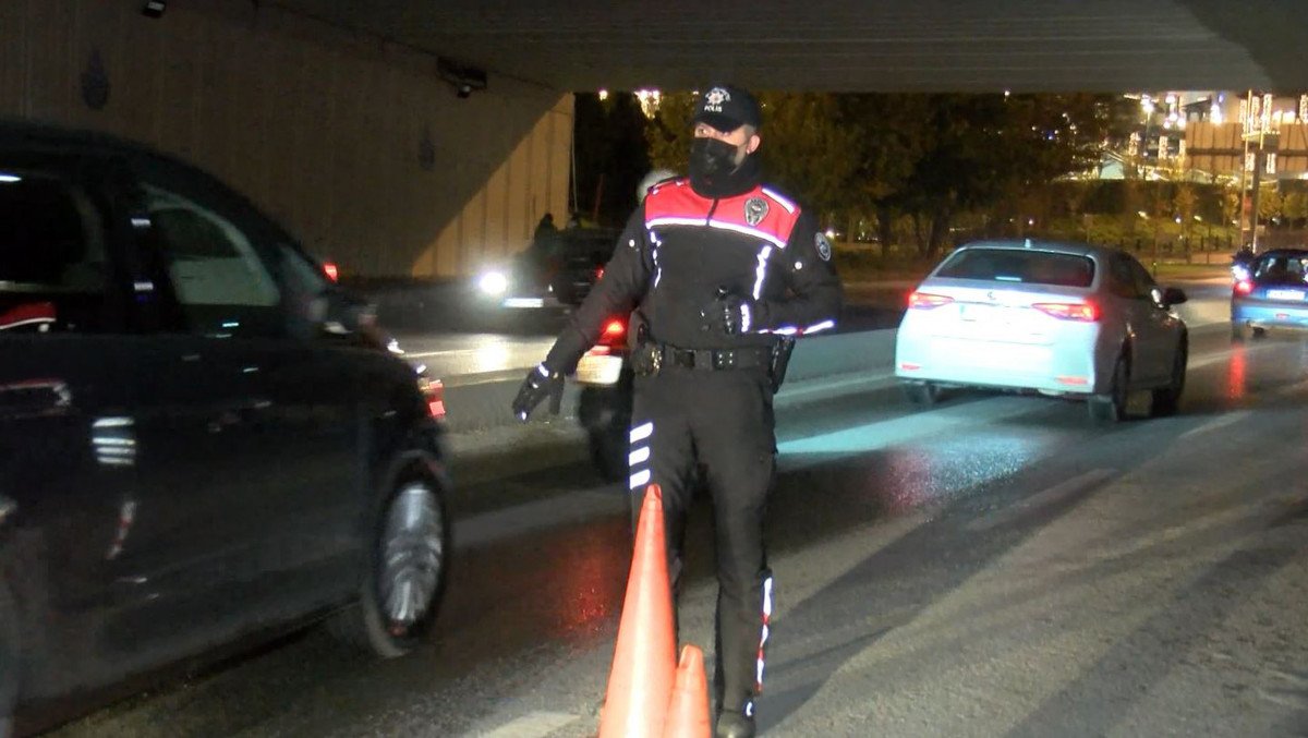 İstanbul'da Huzur ve Asayişin Muhafazası İçin Yeditepe Huzur Denetimleri Yapıldı