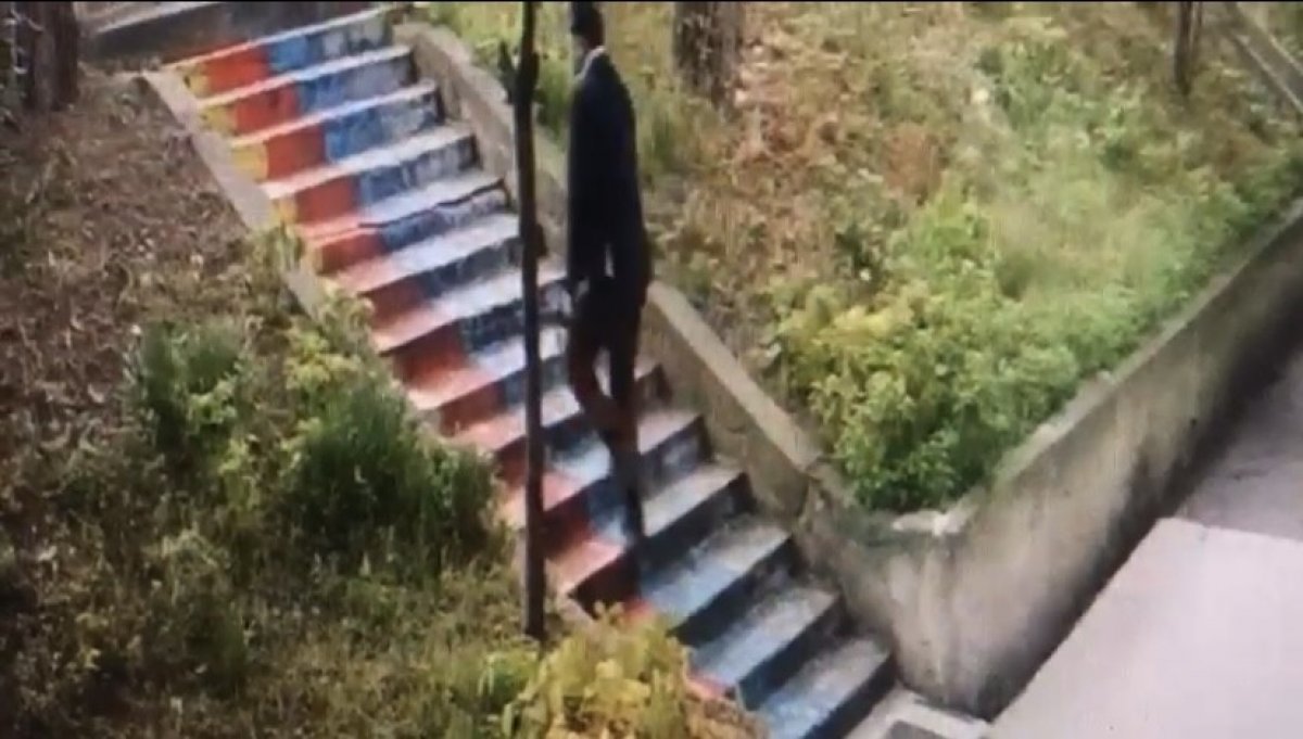 İstinye'de lüks mağazadan 972 bin 625 lira değerindeki saati çaldı