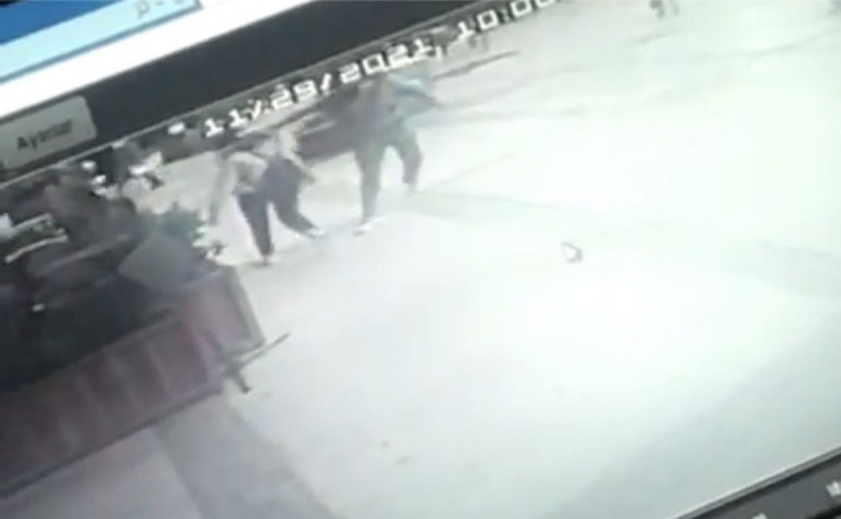 İzmir'de bir genç kadın, işe giderken yumruklu saldırıya uğradı