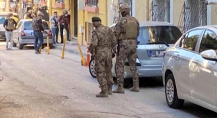 Kendisini Tüfekle Rehin alan Kişi Zorlukla İkna Edildi!