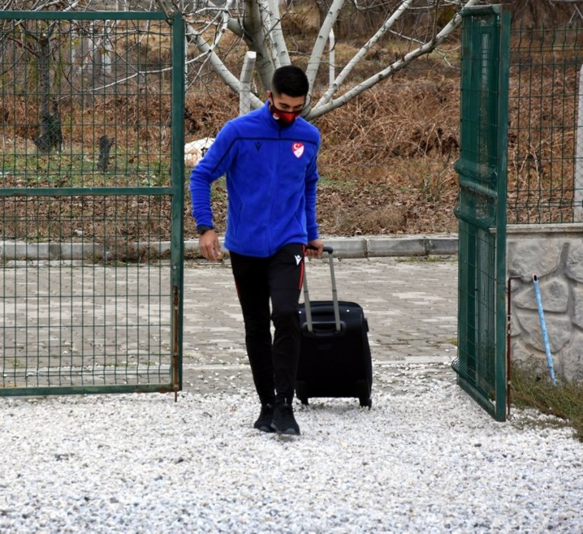 Kırıkkaleli Abdülkadir İleri hem hakemlik hem de hayvancılık yapıyor