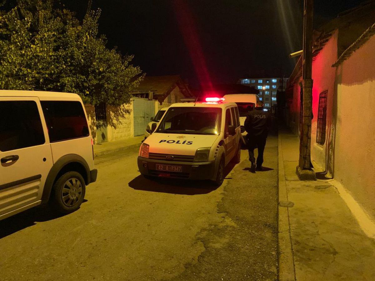 Konya'da bir kişi, husumetlisi tarafından evinde başından vuruldu
