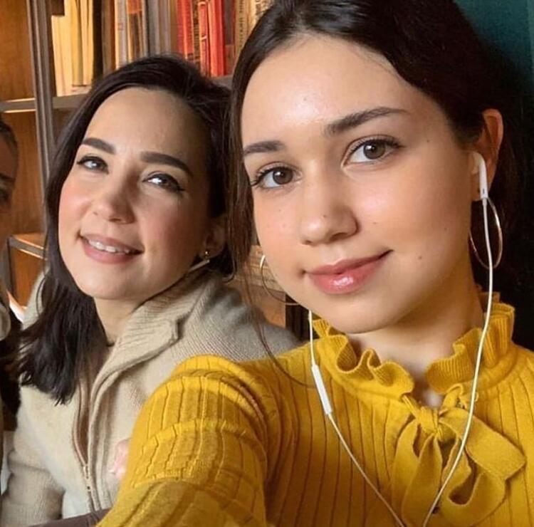 Küçük kız büyüdü, ünlü oldu: Beni bırakın, anneme bakın!