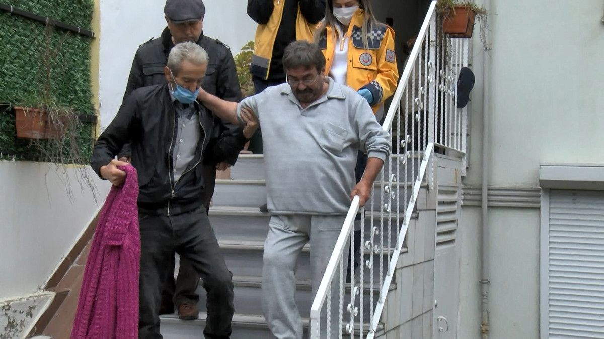 Maltepe'de madde bağımlısı, evi ateşe verdi