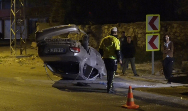 Takla Atan Araçtan Burunları Bile Kanamadan Sağ Çıktılar
