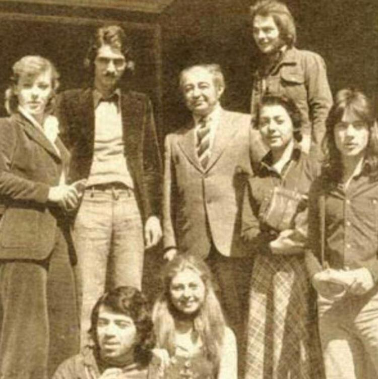 Okul da bitti staj da... Sinan Engin'in kızı Elif Engin avukat oldu!