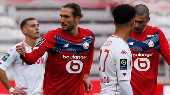 Son dakika! Galatasaray Yusuf Yazıcı'yı transfer etmek istiyor