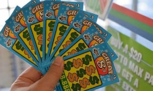 ABD'de bir kadın 3 yılda 3 kez büyük ikramiyeyi kazandı