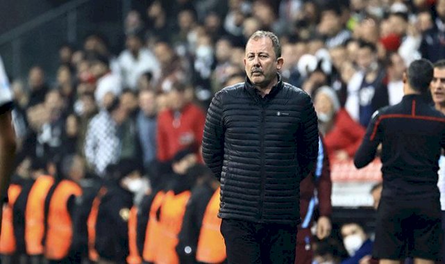 Beşiktaş'ta Sergen Yalçın'dan Trabzonspor maçı değerlendirmesi: Çok çabuk toparlanmalıyız, lige dönmeliyiz