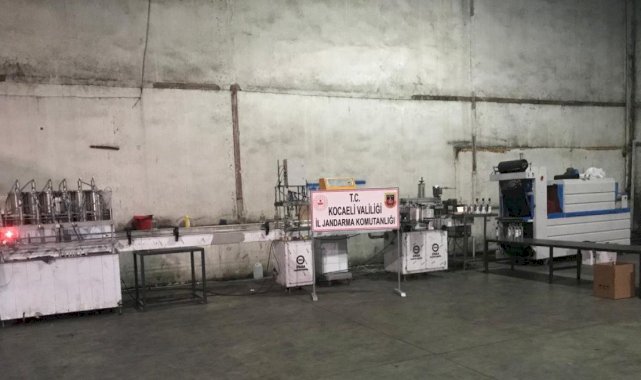 Kocaeli'de kaçak fabrikada 33 bin 815 litre etil alkol ele geçirildi