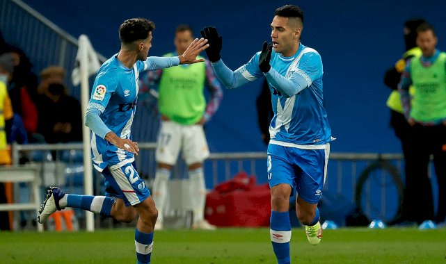 Radamel Falcao'ya 11 dakika yetti ama...