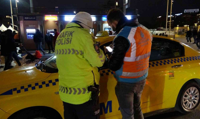 Taksim'de trafik denetimi: Sürücülere ceza yağdı