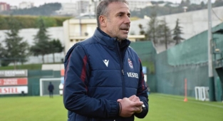 Trabzonspor'da Abdullah Avcı seri peşinde