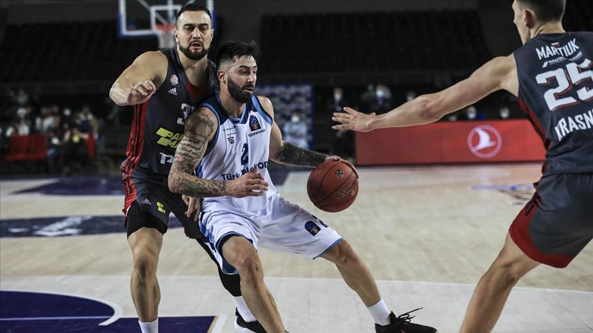 Türk Telekom&#039;un Avrupa&#039;da sahasında bileği bükülmüyor