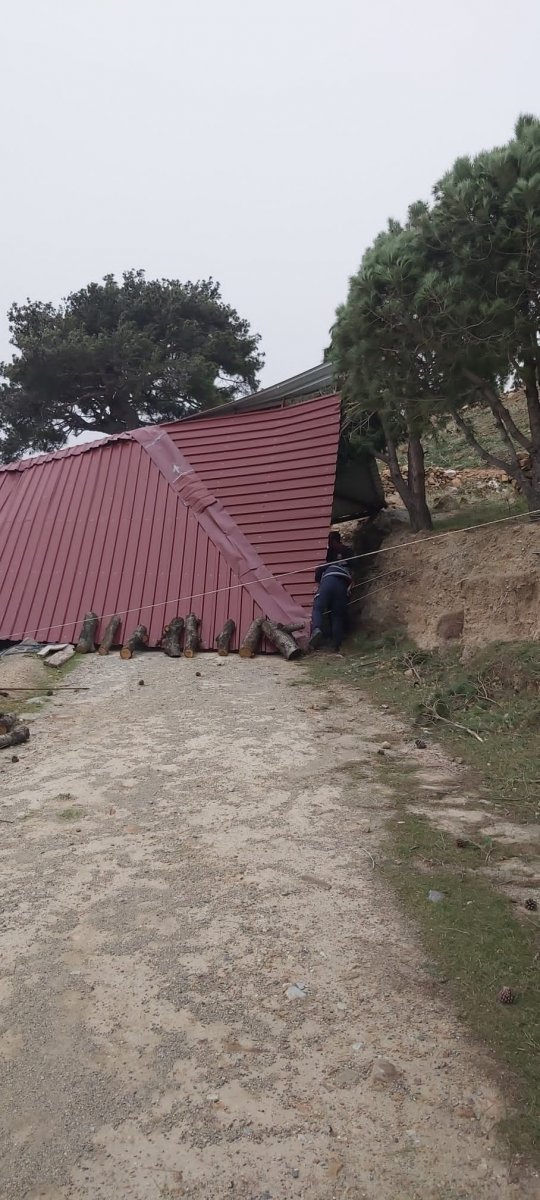 Ülkenin kıyı kesimleri, lodos etkisinde kaldı