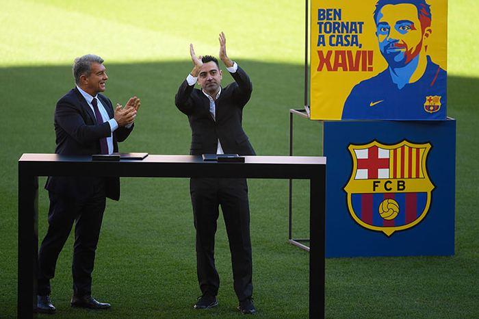 Xavi hızlı başladı! Işte yeni kurallar