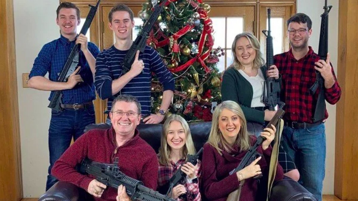 ABD'li milletvekilinin ailesinden ilginç poz