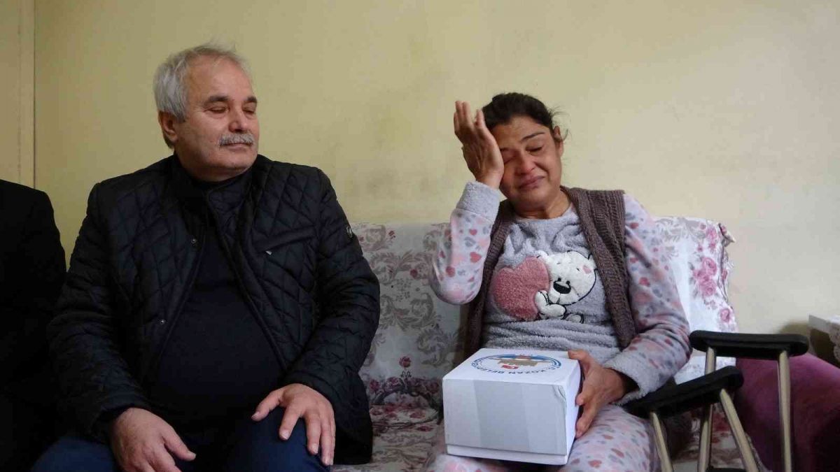 Adana'da engelli kadın sevinç gözyaşları döktü