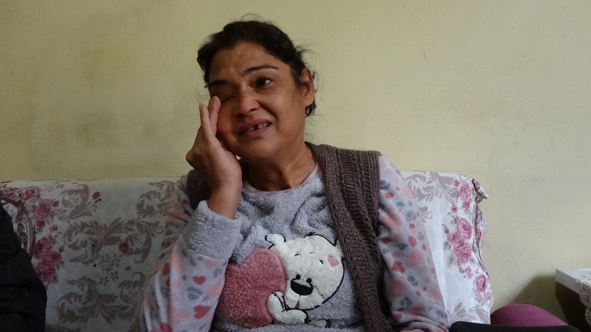 Adana'da engelli kadın sevinç gözyaşları döktü