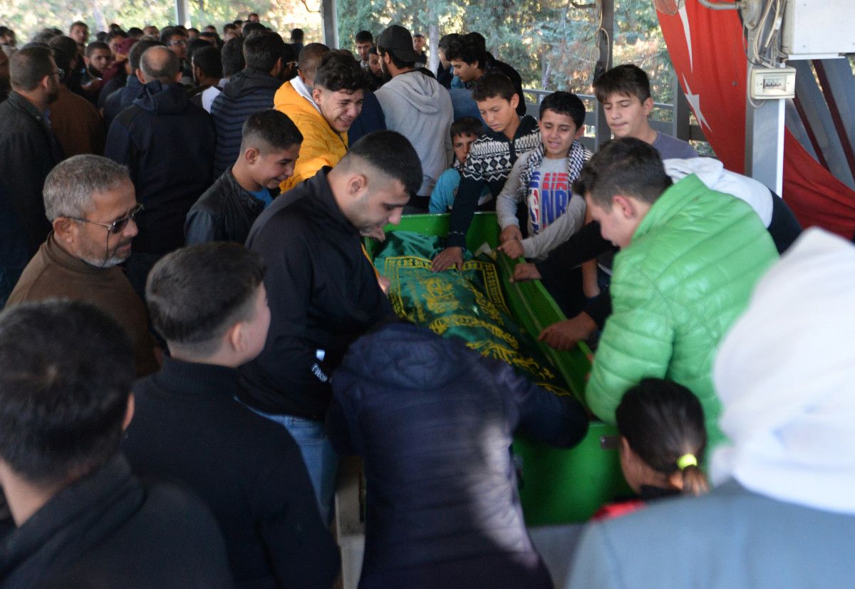 Adana'daki kan davası genç babayı hayattan kopardı