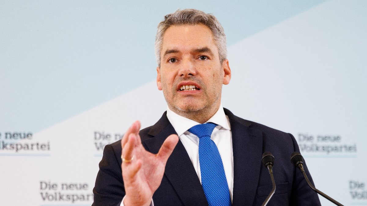 Avusturya&#039;nın yeni başbakanı Karl Nehammer olacak