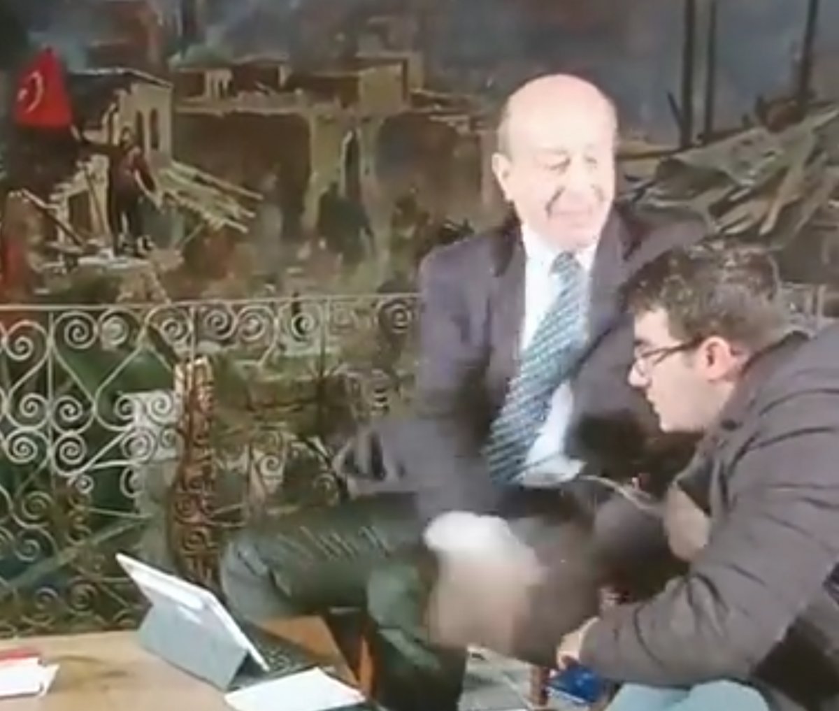 Basın meslek örgütlerinden gazeteci Sarıkaya'ya kınama