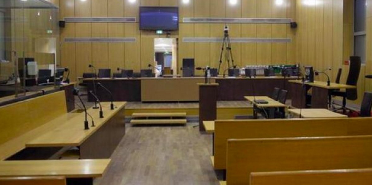 Belçika'da mahkemeye başörtülü girilmesini yasaklayan kanun değiştirildi