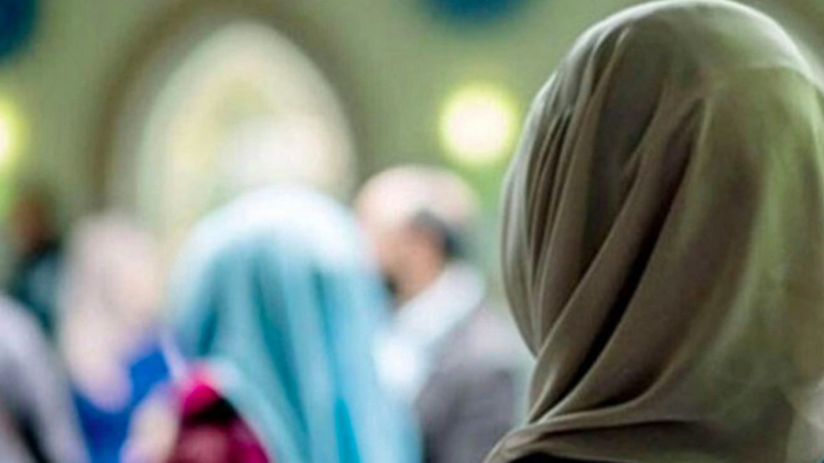 Belçika'da mahkemeye başörtülü girilmesini yasaklayan kanun değiştirildi