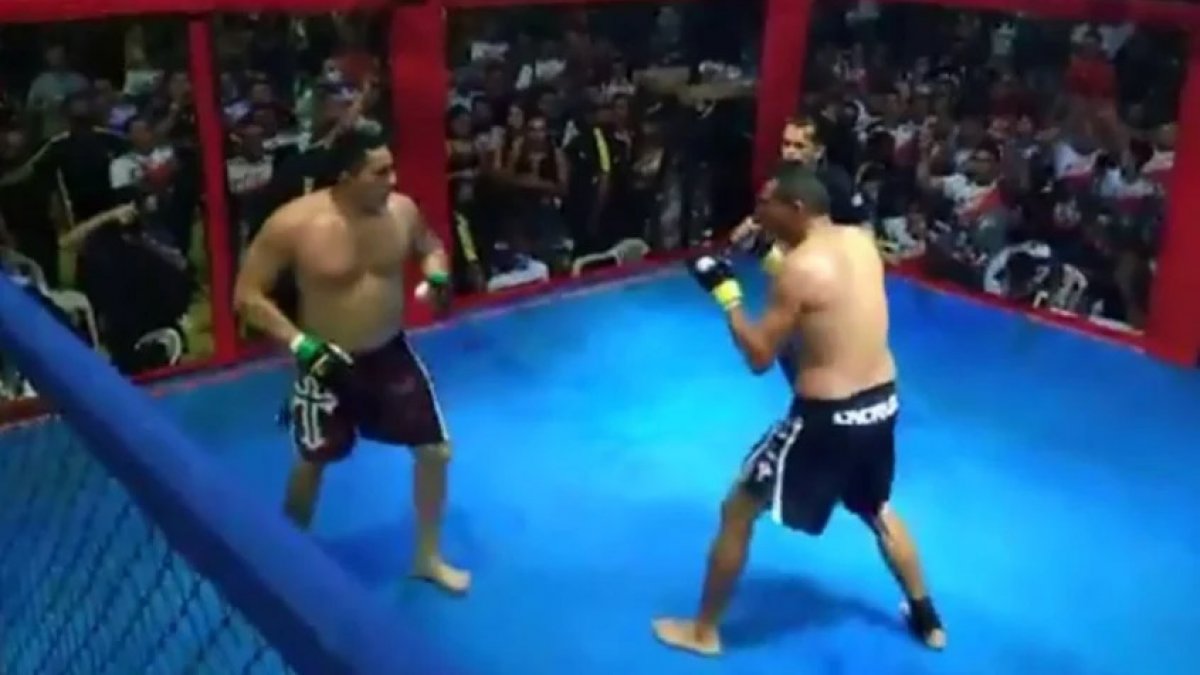 Brezilya'da belediye başkanı ile başkanı eleştiren meclis üyesi ringde kapıştı