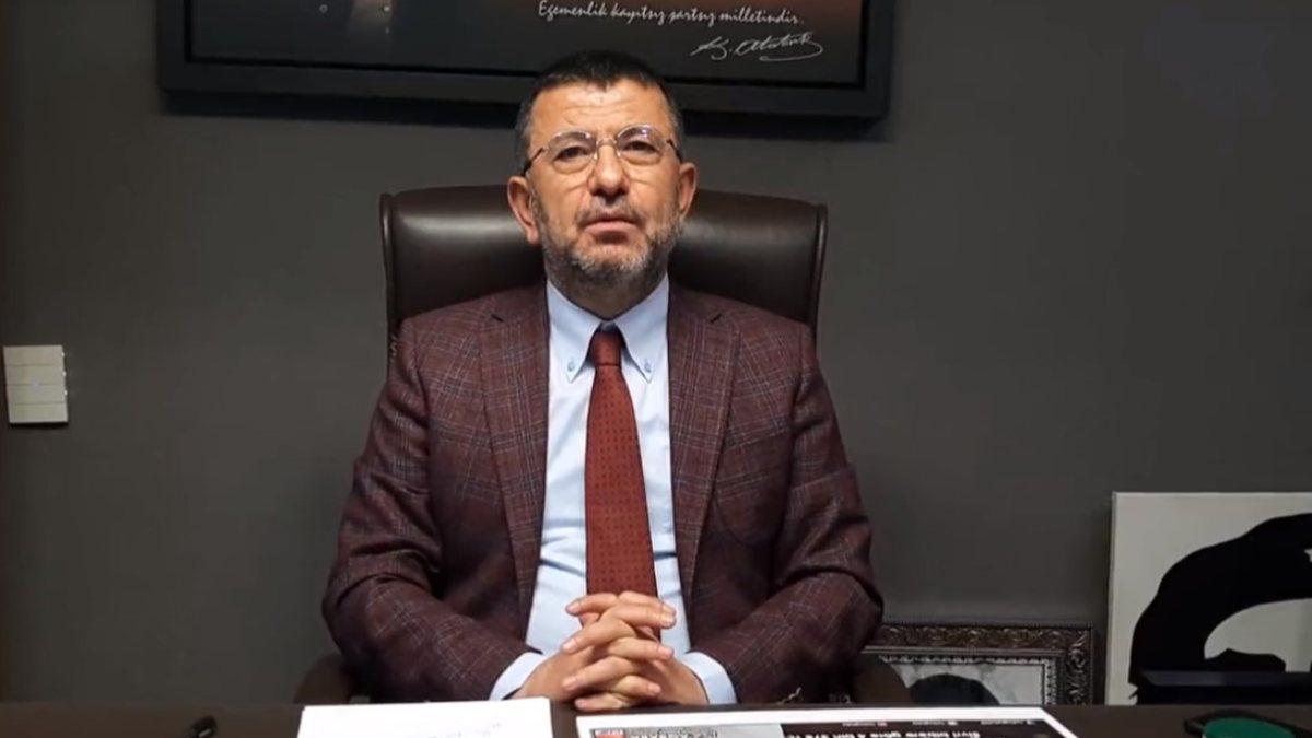 CHP’li Veli Ağbaba: Asgari ücretin en az 5 bin 900 TL olması gerekiyordu