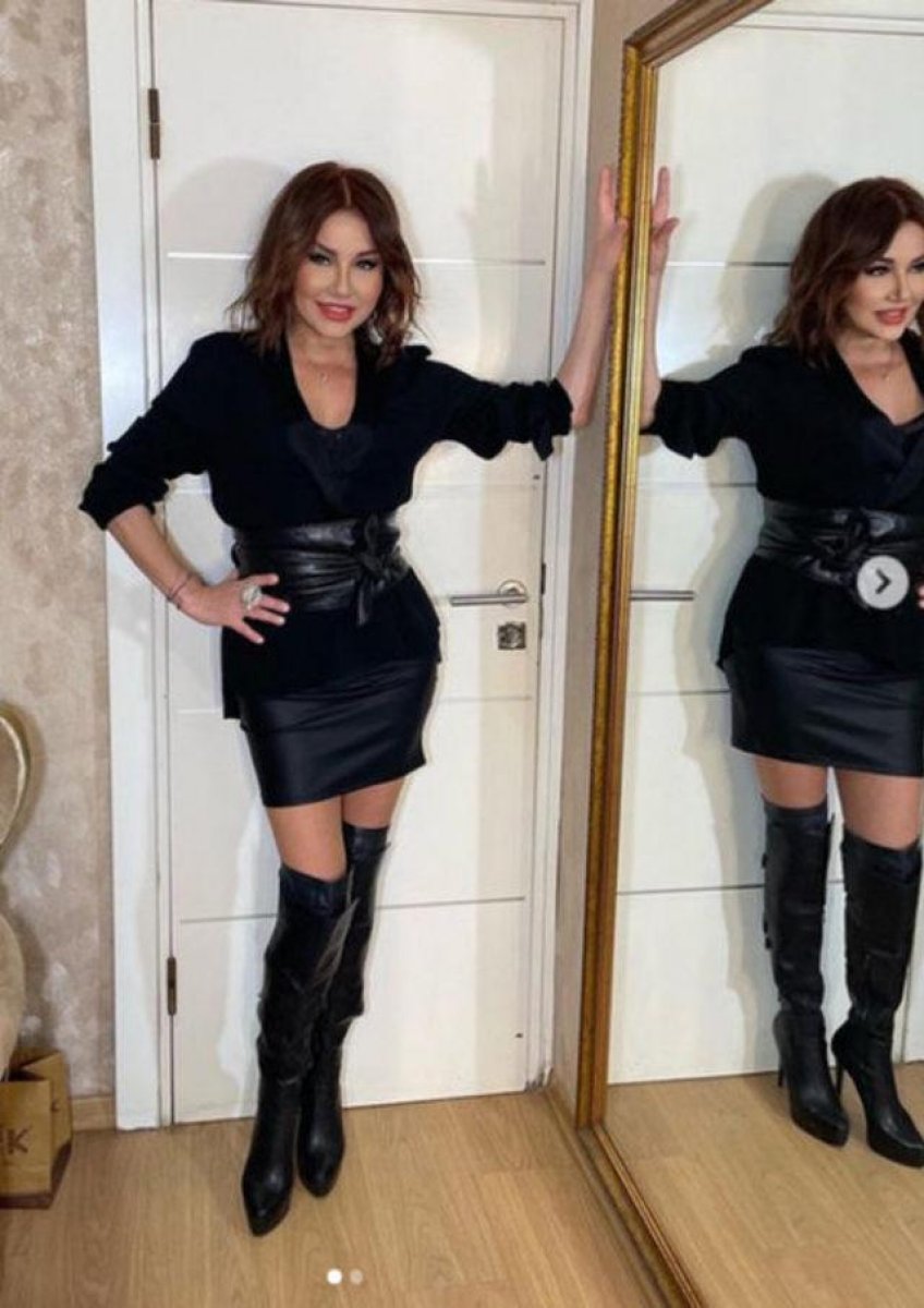 Deniz Seki, mini deri eteğiyle poz verdi