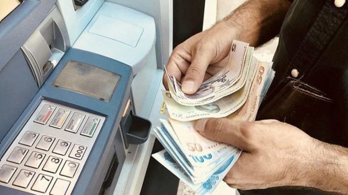 Emekliye 1100 lira yılbaşı ikramiyesi verilecek mi? 2022 ikramiye tarihleri...
