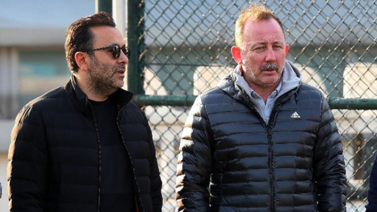 Emre Kocadağ: Derbi öncesi yeni hocayı yetiştireceğiz