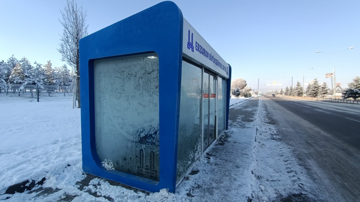 Erzurum'da hava sıcaklığı eksi 17'yi gördü