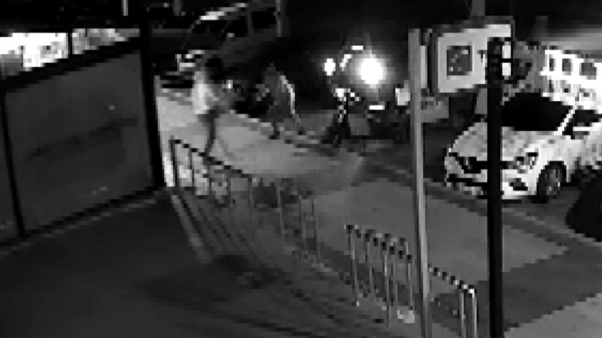 Esenyurt’ta trajikomik hırsızlık