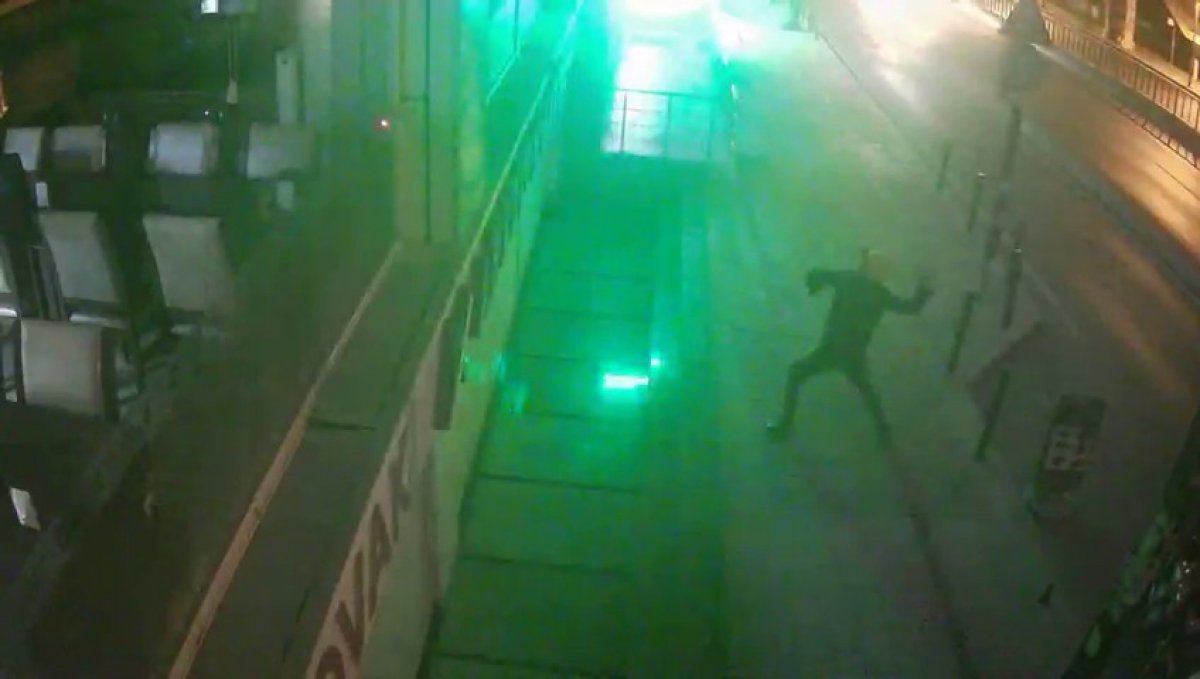 Esenyurt'ta yemeği geciken müşteri döner bıçağıyla saldırdı