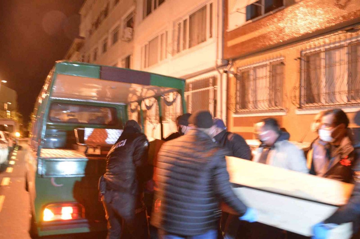 Fatih’te yabancı uyruklu üniversite öğrencisi evinde ölü bulundu
