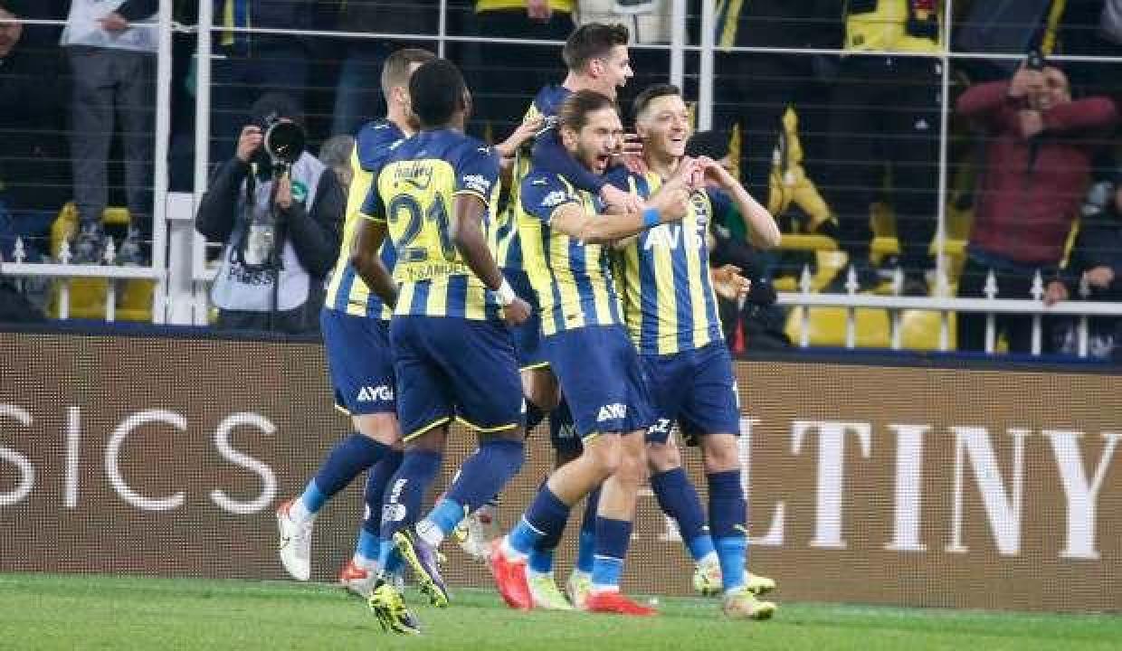Fenerbahçe 2 eksikle Karagümrük karşısında