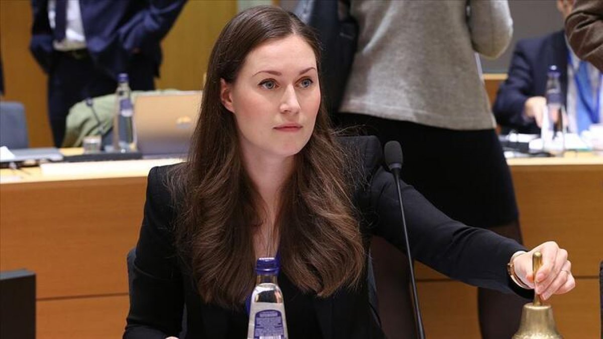 Finlandiya Başbakanı'nın gece kulübünde eğlenmesi tepki topladı