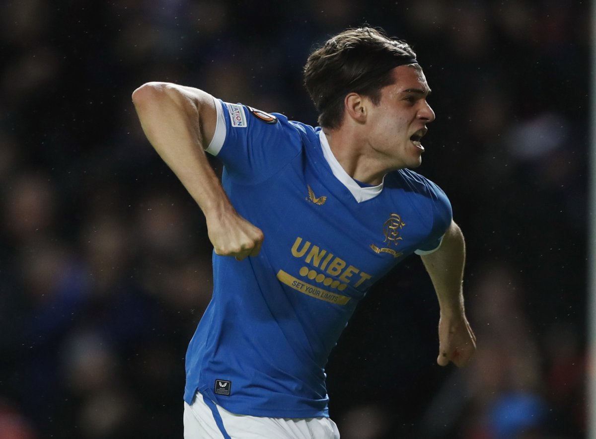 Hagi'nin rotası Premier Lig'e çevrildi