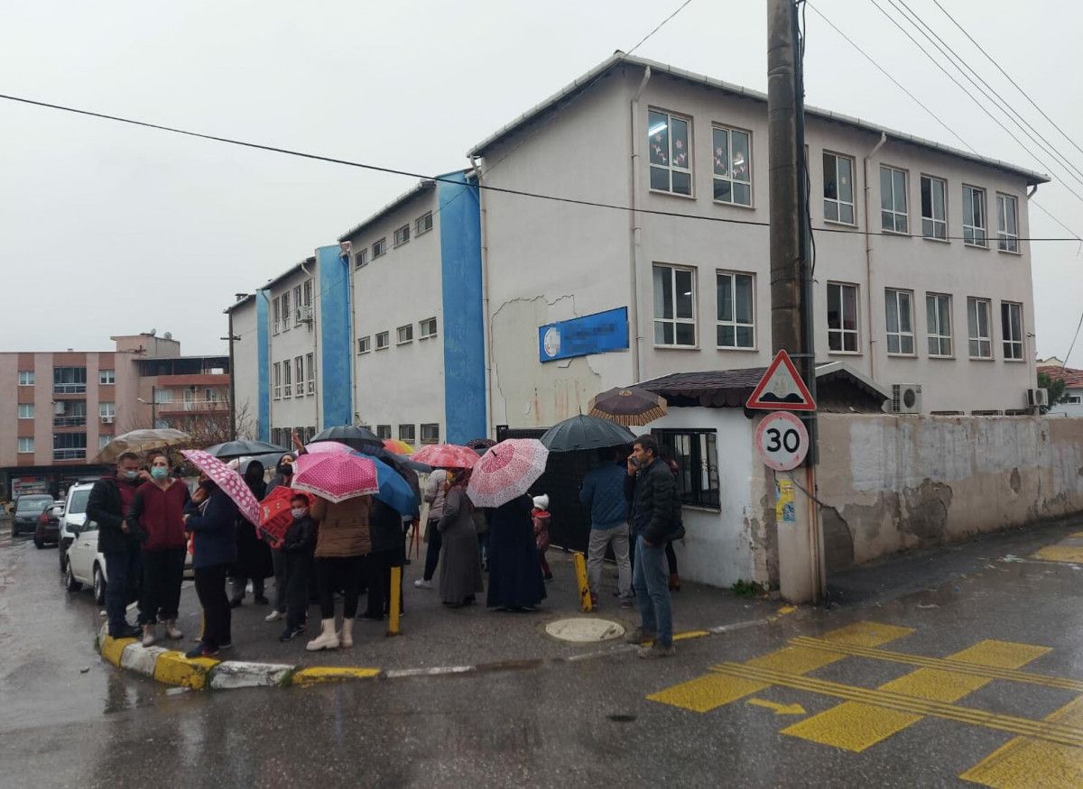 İzmir'de 7 yaşındaki kız çocuğuna okulda taciz iddiası