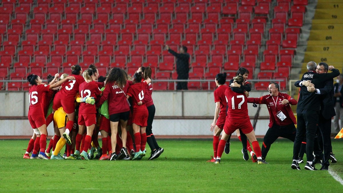 Kadın Milliler Dünya Kupası Avrupa Elemeleri&#039;nde İsrail&#039;i geriden gelerek yendi