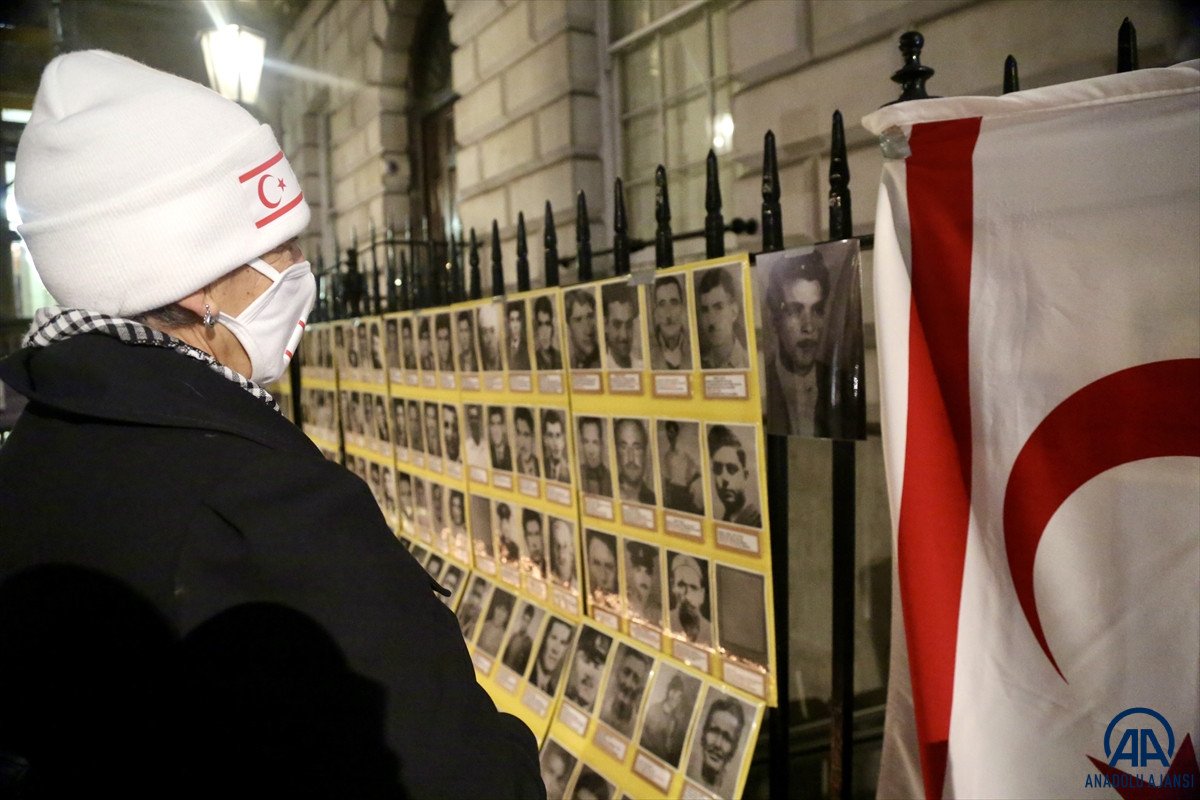 Londra'da Kanlı Noel katliamı yıl dönümünde anıldı