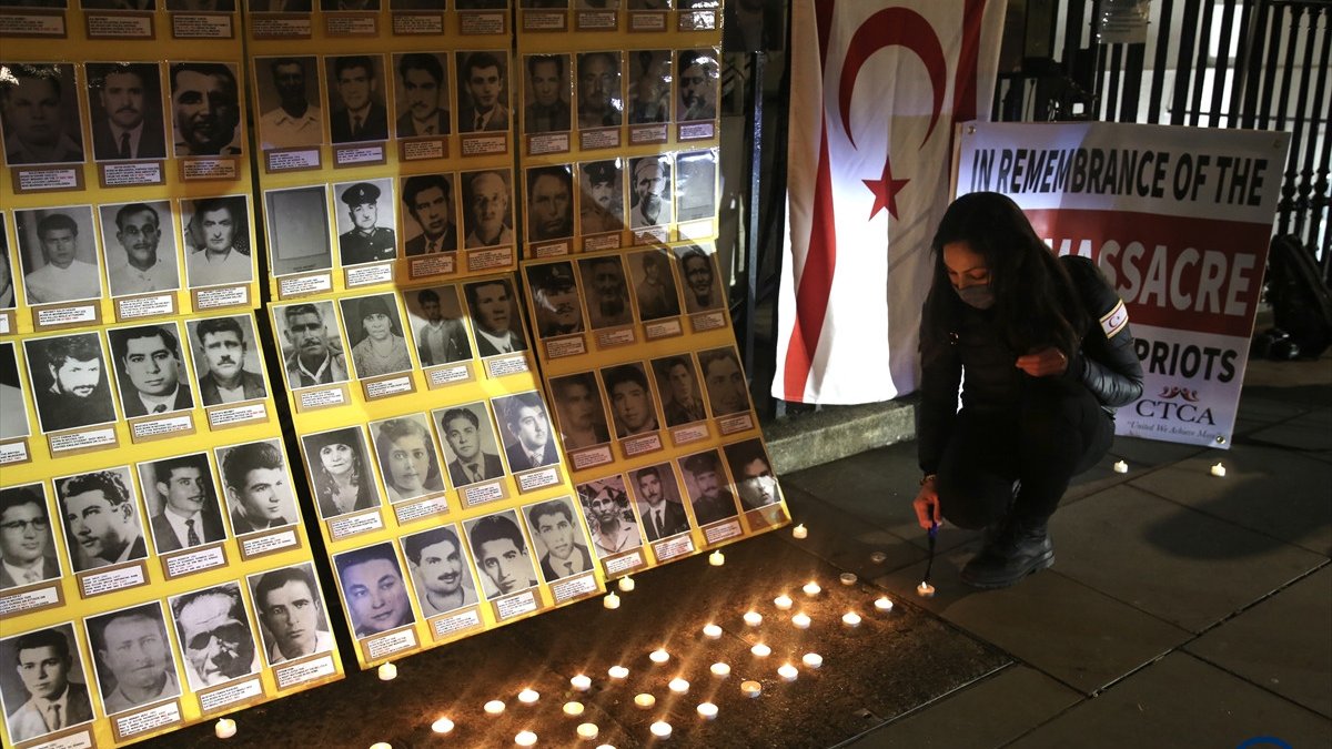 Londra&#039;da Kanlı Noel katliamı yıl dönümünde anıldı