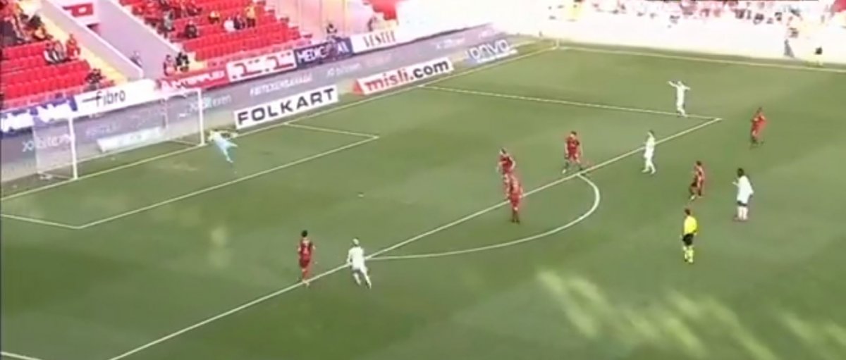 Mario Balotelli'den nefis gol