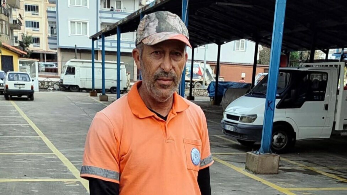 Muğla&#039;da temizlik işçisi, para dolu cüzdanı sahibine ulaştırdı